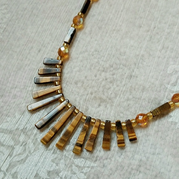 Vintage Jewelry - 💛 Vintage Stone Necklace 💛